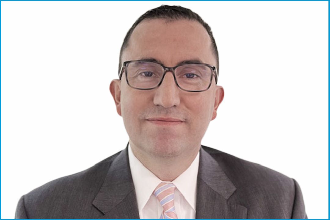 Bruno Fernandes headshot